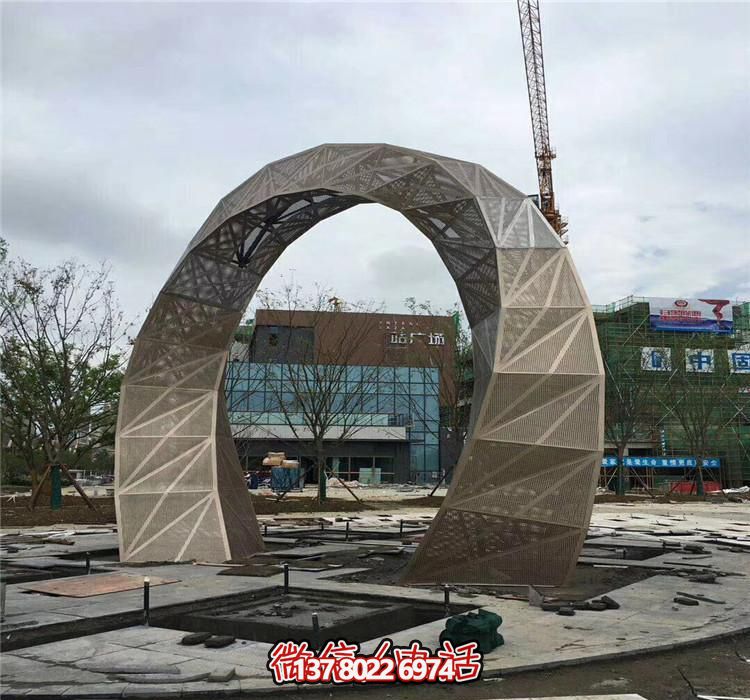 不銹鋼網格拱門雕塑,點綴廣場 不銹鋼網格拱門雕塑,點綴廣場
