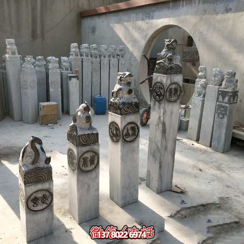 四神馬柱拴，融匯大理石精致雕塑，為園林景觀裝點增添濃濃韻味