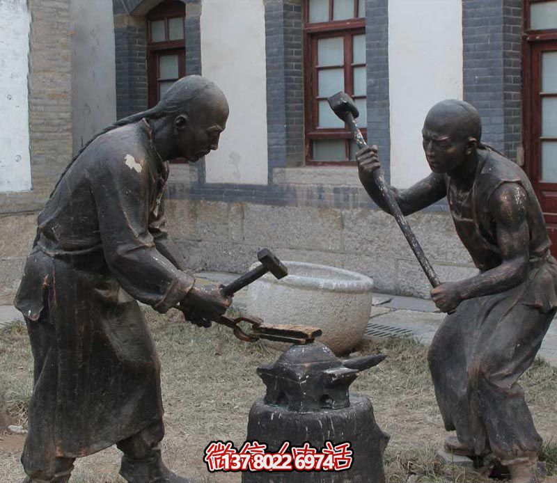 古人鑄造青銅雕塑，景觀美化擺放