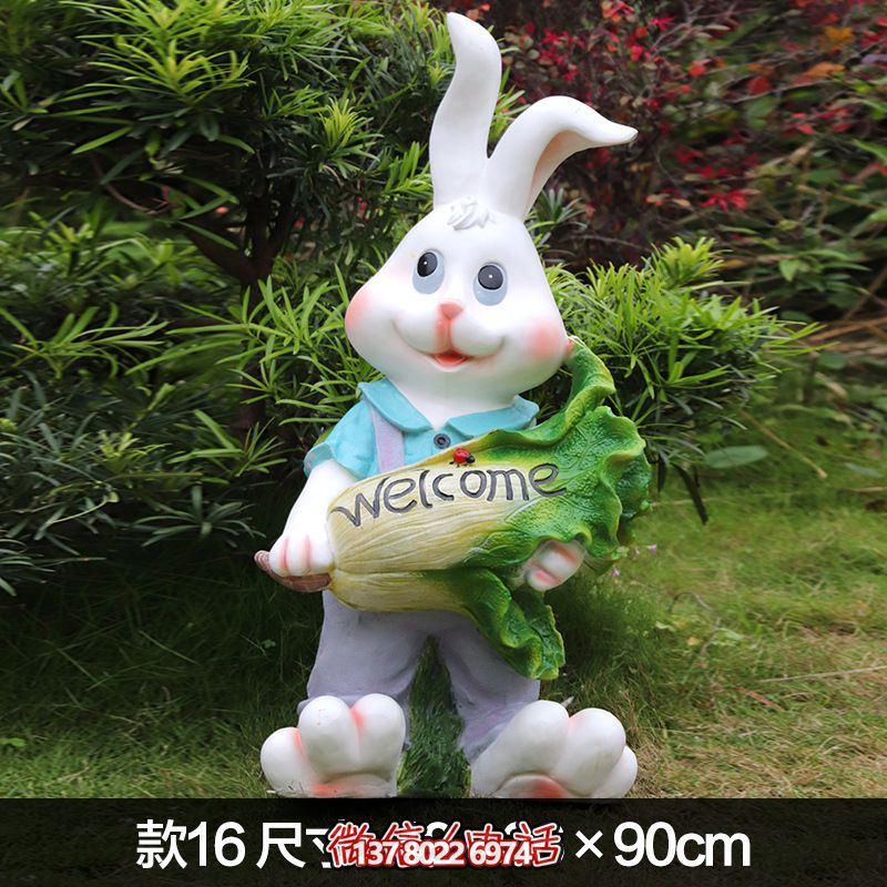 站立玻璃鋼兔子雕塑——給景區帶來獨特的視覺效果 站立玻璃鋼兔子雕塑——給景區帶來獨特的視覺效果
