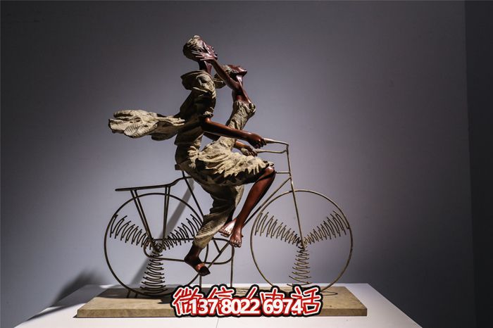創意不銹鋼騎自行車人物雕塑 創意不銹鋼騎自行車人物雕塑