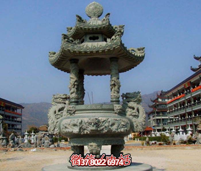 仿古寶蓋龍浮雕香爐，點綴景區廣場