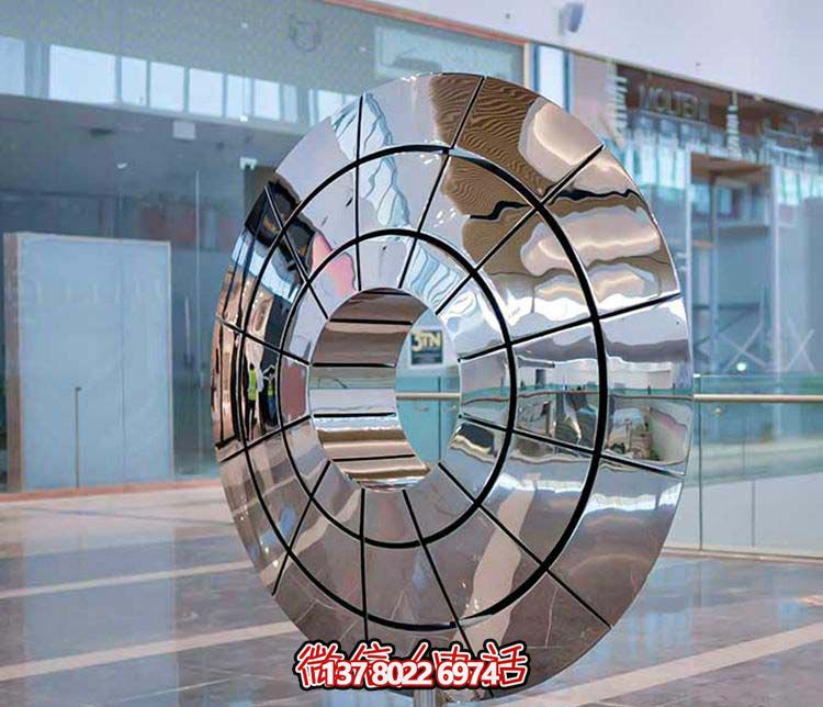 不銹鋼雕塑傘狀圓環，創意裝點商廈鏡面