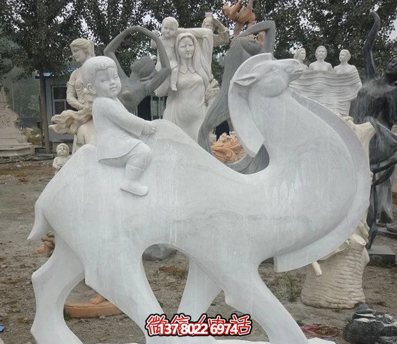 漢白玉駱駝雕塑,點(diǎn)綴公園里的抽象風(fēng)情 漢白玉駱駝雕塑,點(diǎn)綴公園里的抽象風(fēng)情