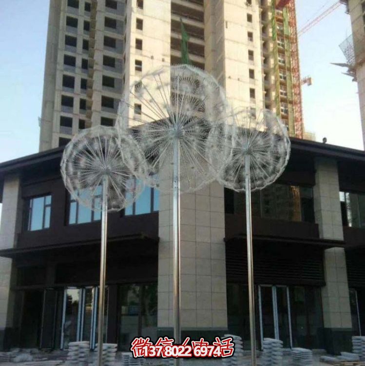 不銹鋼植物景觀雕塑，點(diǎn)綴商業(yè)酒店
