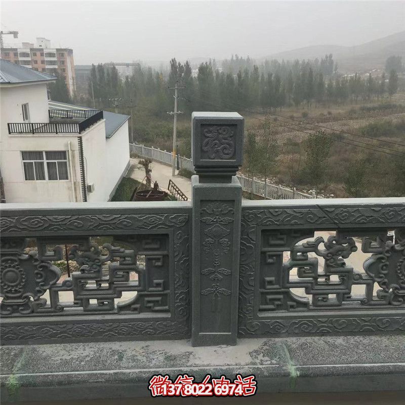 庭院陽臺(tái)青石仿古鏤空欄桿護(hù)欄雕塑 庭院陽臺(tái)青石仿古鏤空欄桿護(hù)欄雕塑