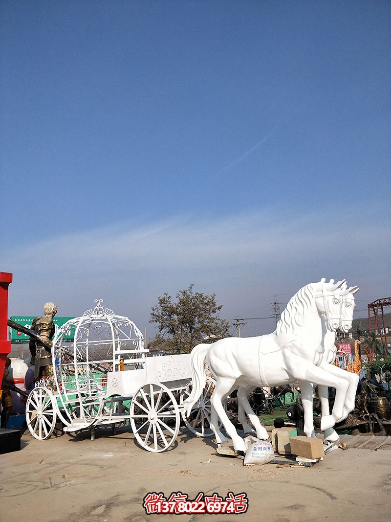 文化廣場擺放大理石創意馬車石雕 文化廣場擺放大理石創意馬車石雕